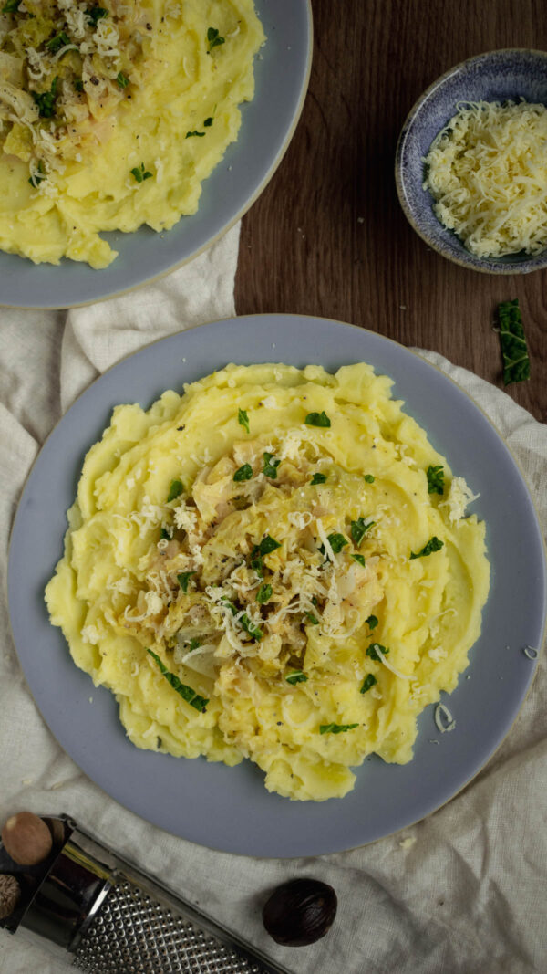 Wirsinggemüse mit Kartoffelpüree und Gruyère - Einfach Natürlich Kochen